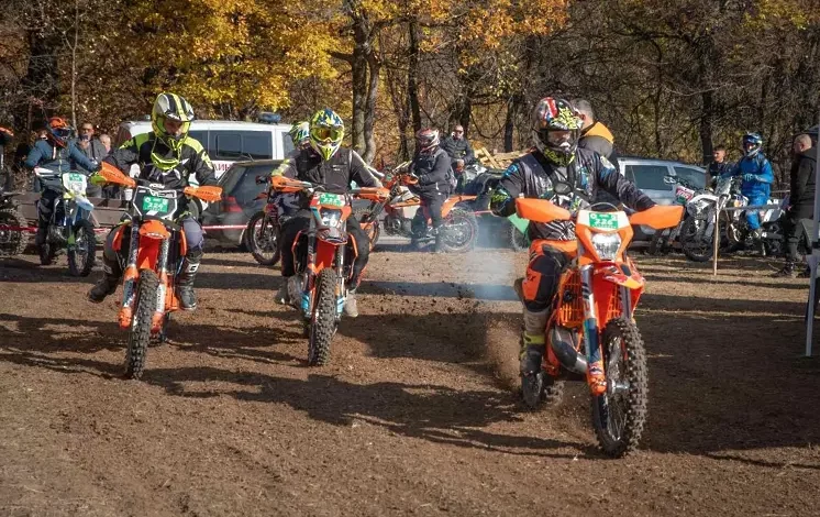 Рекорден брой състезатели се бориха за призовите места в Hard Enduro Peshtera