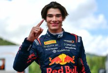 Никола Цолов дебютира с емблематичен номер във Формула 2