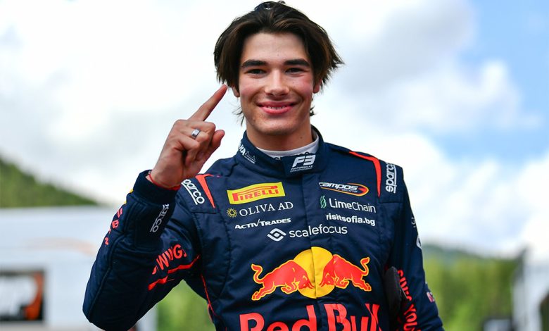 Никола Цолов дебютира с емблематичен номер във Формула 2