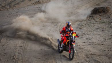 Двойна победа на КТМ във втория етап на рали "Дакар", Сандърс поведе