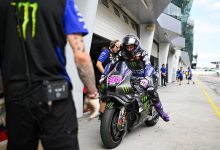 MotoGP: Yamaha спира тестовете в Сепанг, докато разследва проблем с двигателя на M1